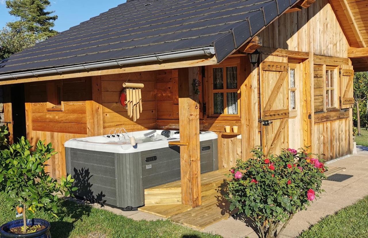 Au Petit Chalet Avec Son Spa - Escapade En Amoureux ! Cruet Eksteriør billede